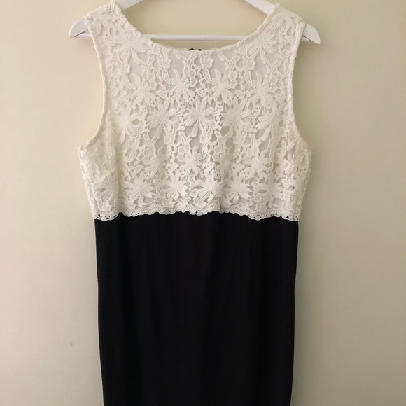 Thyme maternity dress - Picture 1 of 3